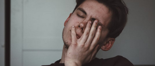 7 señales de que estás pasando por una crisis existencial