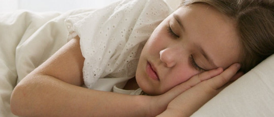 Apnea del sueño en niños: síntomas, causas y tratamiento