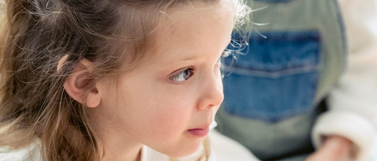 Lo que necesitas saber sobre la ansiedad social en niños