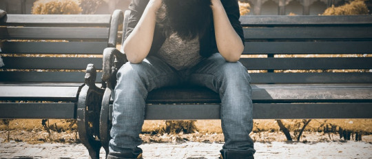 Emociones aflictivas