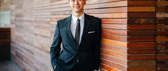 Cómo podemos mejorar nuestro estado de ánimo con la postura corporal