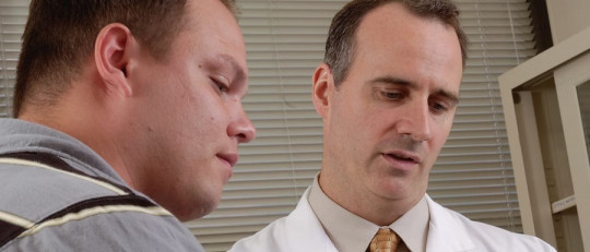 Riesgos y beneficios del tratamiento sustitutivo con metadona