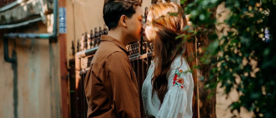 Regulación emocional y conductas sexuales de riesgo en la adolescencia