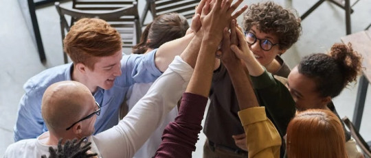 Las mejores frases de compañerismo