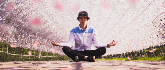 Cómo meditar sin ir a clases (con ejemplos)