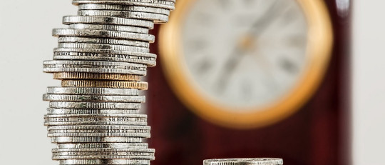 Varios consejos para gestionar las emociones al intentar ahorrar dinero