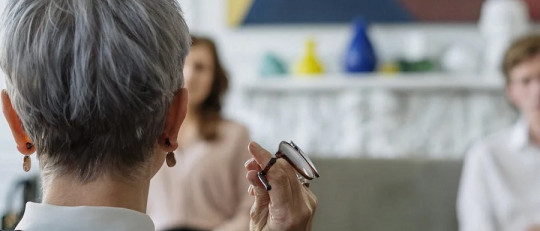 Arte del diálogo amistoso y mediación