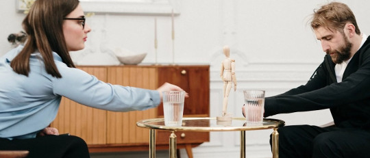 ¿Cómo es el tratamiento de la adicción al alcohol?