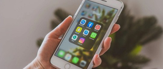 ¿Cómo evitar engancharse a WhatsApp?