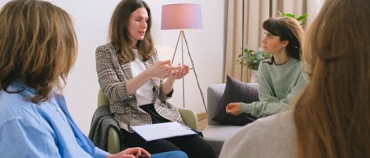 Beneficios de la terapia grupal para ansiedad social