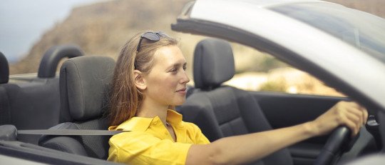 Las 6 Distracciones más frecuentes al Conducir