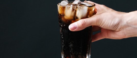 Tomar Bebidas Carbonatadas se asocia a un mayor riesgo de Depresión