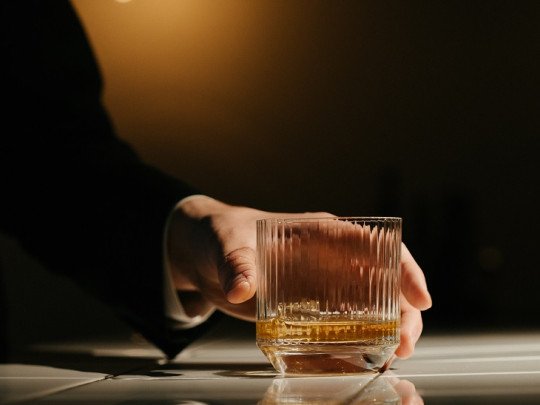 12 Síntomas del Alcoholismo que necesitas conocer