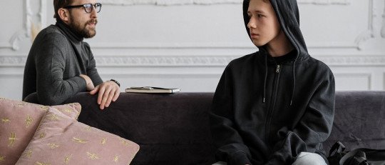 Cómo evitar que mis Hijos normalicen el Alcoholismo