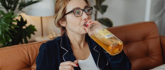 ¿Puede la Depresión llevar a una Adicción?