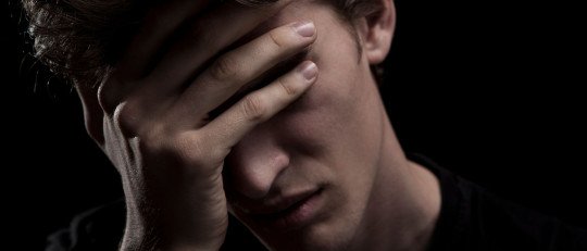 duelo-busqueda-felicidad-material