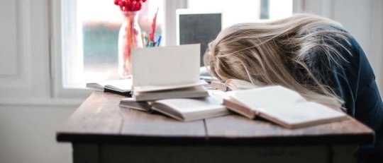 ¿Por qué las oposiciones pueden facilitar que sufras Depresión?