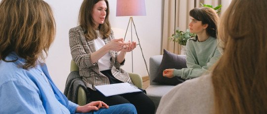 ¿Cómo ayuda la terapia familiar ante los Conflictos Familiares?