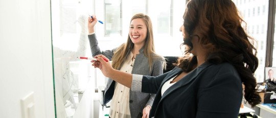 Cómo superar el Síndrome del Impostor con la Terapia Psicológica