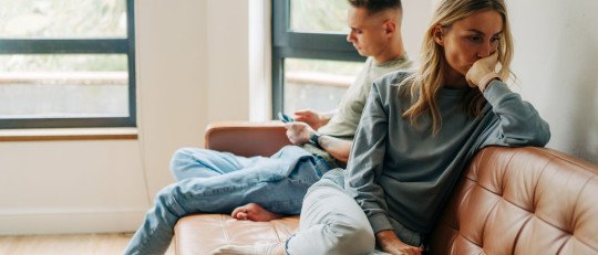 como-influye-presion-social-tener-pareja