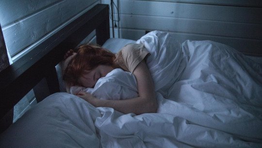 ¿En qué consiste la parálisis del sueño?