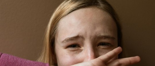 Los abusos sexuales en la adolescencia contra las mujeres