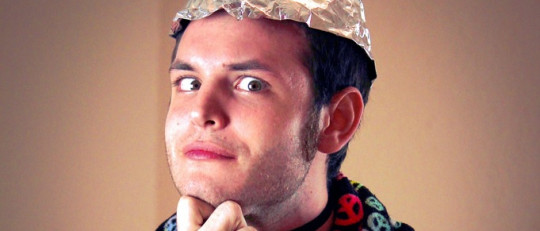 Teoría conspiranoica.