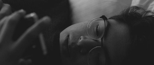 Por qué no usar el smartphone antes de ir a dormir