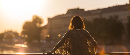 que-hay-detras-sentirme-sola-vacia