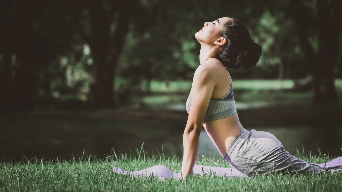 efectos-yoga-salud-mental