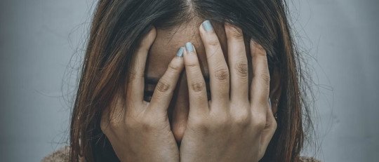 Miedo a la soledad, rechazo y abandono: causas y soluciones estables