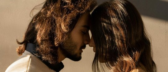 ¿Por qué hay gente que confunde los Celos con el Amor?