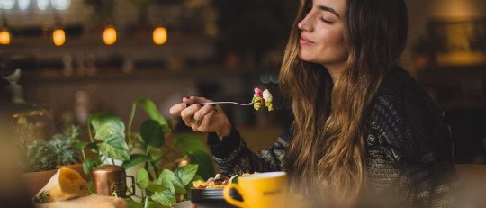 Hacer estos cambios en tu Dieta te protegerá de la Depresión