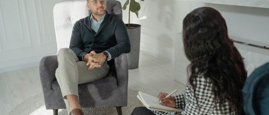 ¿Qué hacen los psicólogos para conectar con sus pacientes en Terapia?