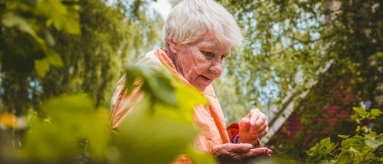 ¿Hablar varios idiomas protege contra el Alzheimer?