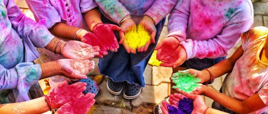 Fiesta holi para niños