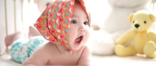 ¿Es posible comunicarse con los bebés antes de que hablen?