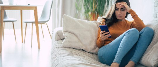 Impacto redes sociales en problemas de ansiedad