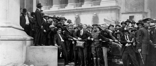 Las peores burbujas de la historia (que causaron olas de pánico financiero)