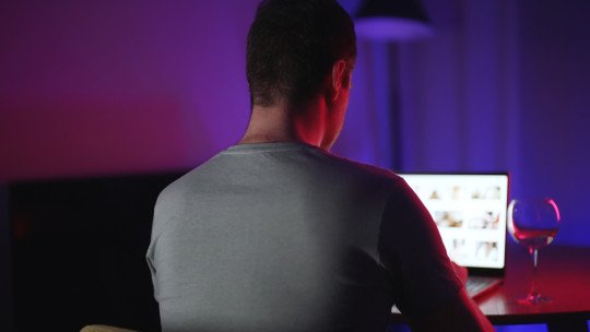 Consumo de pornografía en la adolescencia