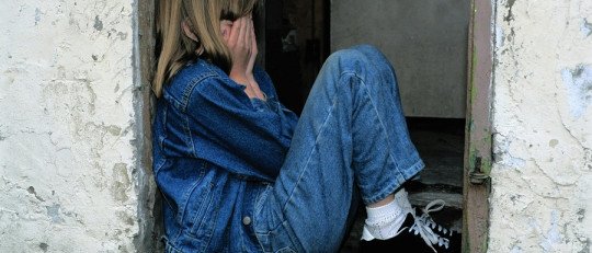 ¿Cómo puedo ayudar a mi hijo a defenderse del bullying o acoso escolar?