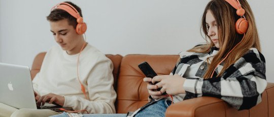 Adicción a las redes sociales en niños: cómo detectarla y ayudar a usarlas bien