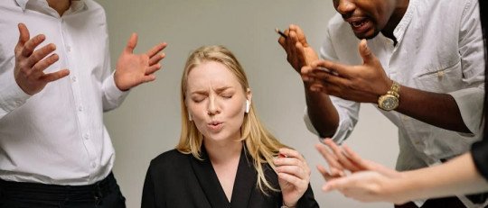 Así es como la falta de sueño te convierte en una persona antisocial