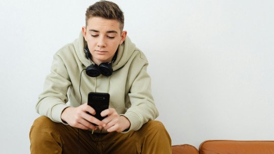 Por qué es clave ayudar a tus hijos adolescentes a transitar esta etapa