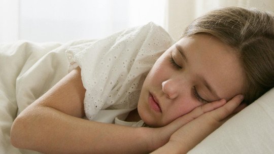 El sueño en la infancia y la adolescencia: un pilar de la salud al que urge prestar más atención