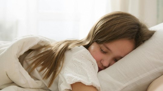 Enuresis nocturna en niños: cuándo hacerse pipí en la cama es parte del desarrollo infantil