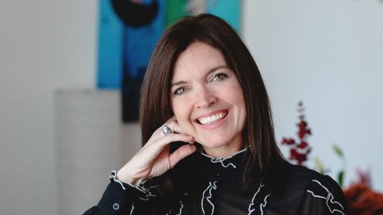 «Muchas mujeres viven con una sonrisa por fuera y una tensión crónica por dentro»