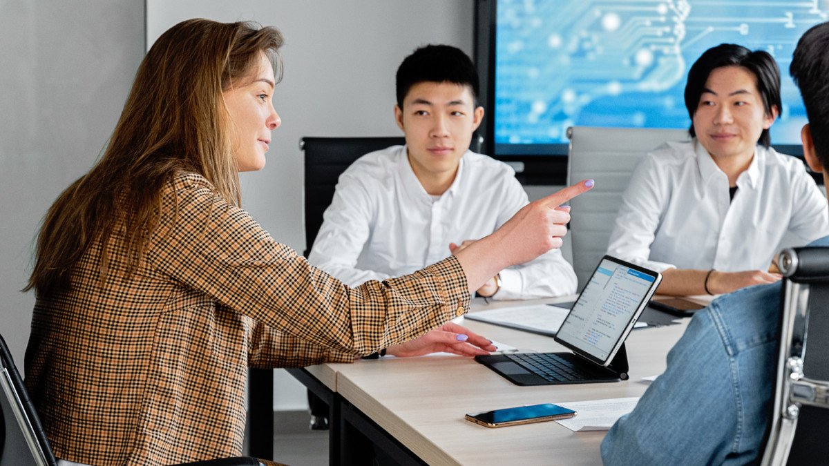 ‘No aguanto a mi jefe’: Técnicas de asertividad para hacer la relación más llevadera