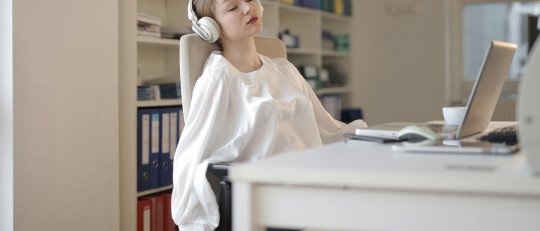 Esta rutina de ejercicios es tan eficaz como las pastillas al combatir el insomnio