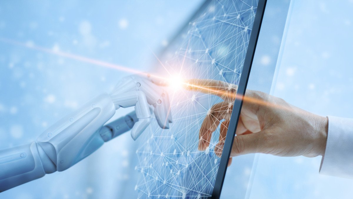 ¿Puede la Inteligencia Artificial entender la mente humana?